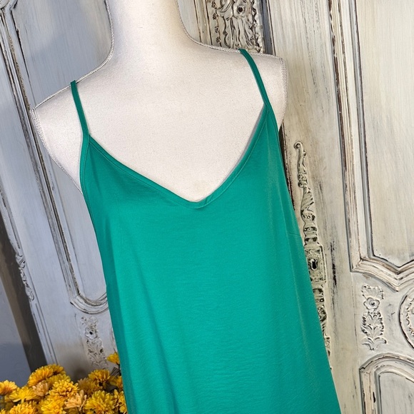 See You Monday Elegant Green Spaghetti Strap Slip Dress - Picture 2 of 9